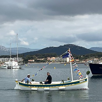 La Largade, pointu de 1946 amaré au Brusc La Largade, pointu de 1946 amaré au Brusc